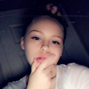 Meet your Posher, Halle